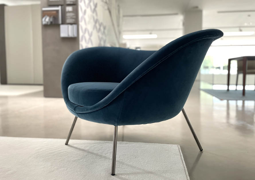 Molteni, Poltrona D.154.2